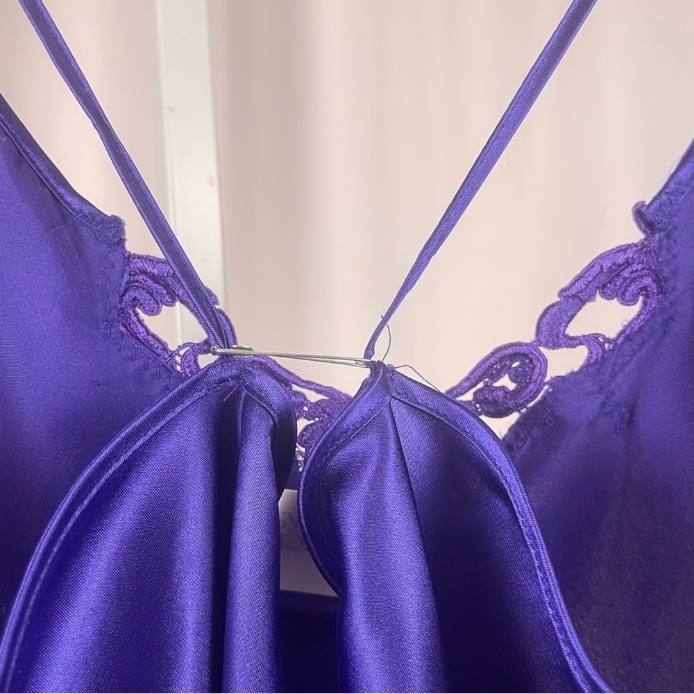 Secret Treasures XL Vintage Satin Lace Jewel Tone Nightgown Summer Y2K 90's - Picture 4 of 8